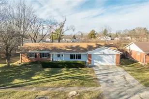 401 Stuckhardt Rd, Dayton, OH 45426 - Photo 2