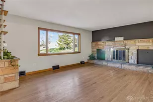 208 Glenview Dr, Beavercreek, OH 45440 - Photo 6