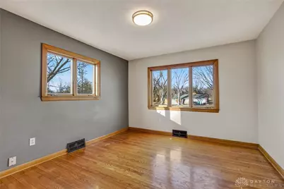 208 Glenview Drive, Dayton, OH 45440 - Photo 16