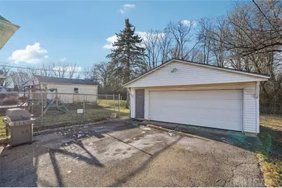 447 S Stadium Drive, Xenia, OH 45385 - Photo 6