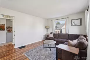 447 S Stadium Dr, Xenia, OH 45385 - Photo 8