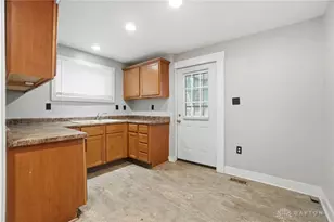 853 Creighton Ave, Dayton, OH 45410 - Photo 22