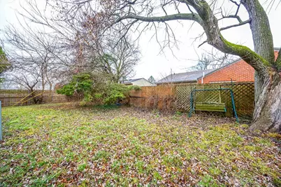 4300 Lambeth Drive, Dayton, OH 45424 - Photo 34