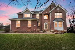 215 Branch Creek Ct, Dayton, OH 45458 - Photo 1