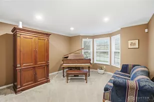 215 Branch Creek Ct, Dayton, OH 45458 - Photo 6