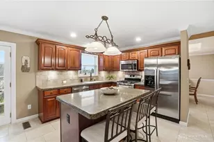 215 Branch Creek Ct, Dayton, OH 45458 - Photo 10