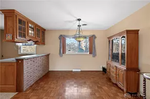 2197 Bending Willow Dr, Kettering, OH 45440 - Photo 10