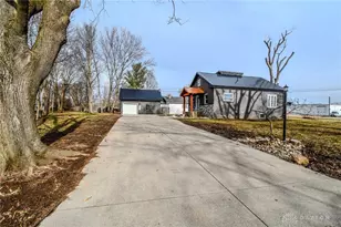 1885 Lake Rd, Medway, OH 45341 - Photo 4