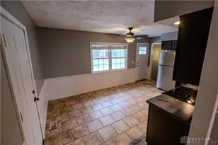 350 Spruceway Dr, Springboro, OH 45066 - Photo 2