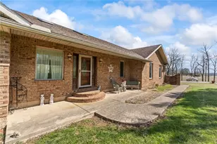 21945 Middleton-Hume Rd, Sidney, OH 45365 - Photo 2