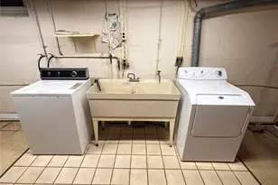 500 Doric Cir, Enon Vlg, OH 45323 - Photo 38