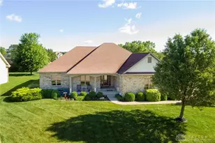 2659 Stonebridge Dr, Troy, OH 45373 - Photo 4