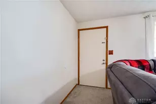 1629 Beaver Creek Ln, Kettering, OH 45429 - Photo 6