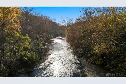 109 Castle Pines Court, Beavercreek Twp, OH 45385 - Photo 8