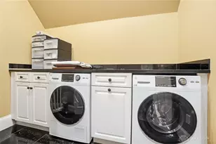 109 Castle Pines Ct, Beavercreek Twp, OH 45385 - Photo 70