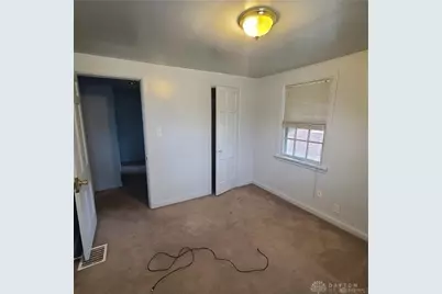 2401 Rugby Road, Dayton, OH 45406 - Photo 10