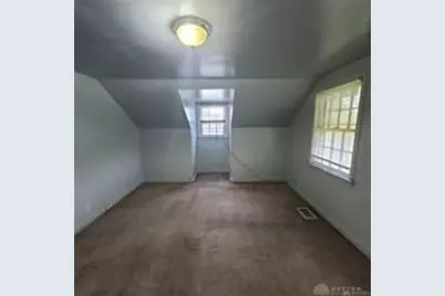 2401 Rugby Road, Dayton, OH 45406 - Photo 14