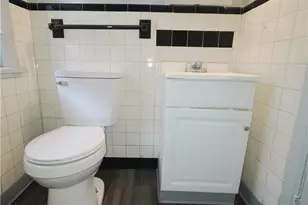 2401 Rugby Rd, Dayton, OH 45406 - Photo 12