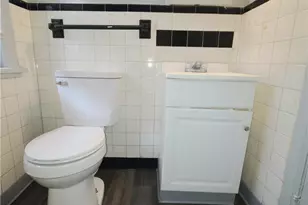 2401 Rugby Rd, Dayton, OH 45406 - Photo 10