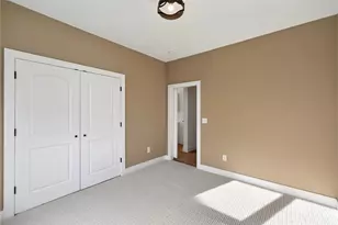 1131 W 2nd St, Dayton, OH 45402 - Photo 32