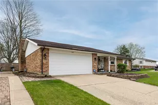 2437 Armstrong Dr, Sidney, OH 45365 - Photo 6