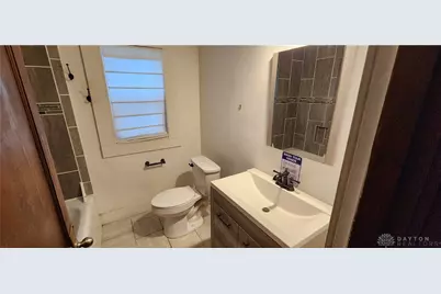 2515 Hoover Avenue, Dayton, OH 45402 - Photo 22
