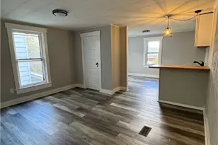 2424 Wayne Ave, Dayton, OH 45420 - Photo 4