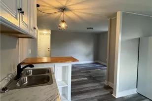 2424 Wayne Ave, Dayton, OH 45420 - Photo 2