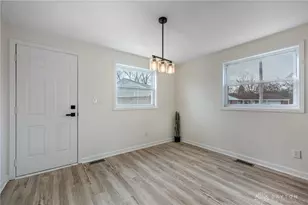 224 Prague Ct, Dayton, OH 45458 - Photo 14