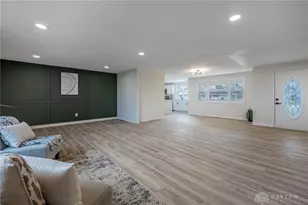 224 Prague Ct, Dayton, OH 45458 - Photo 4