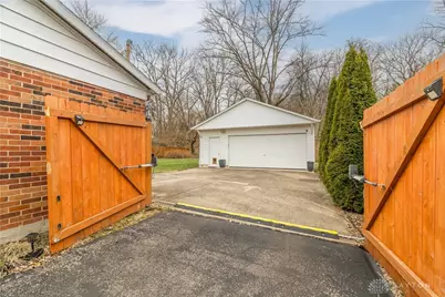 8519 Elmway Drive, Dayton, OH 45415 - Photo 28