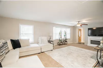 8519 Elmway Drive, Dayton, OH 45415 - Photo 4