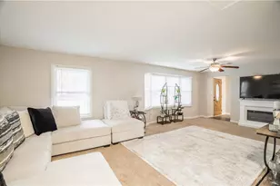 8519 Elmway Dr, Dayton, OH 45415 - Photo 4