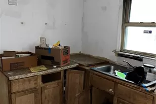 571 Elm Dr, Franklin, OH 45005 - Photo 2