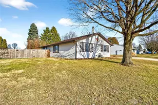 200 Ardmore Dr, Cedarville Village, OH 45314 - Photo 4