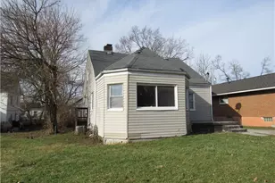 2247 Esmeralda Ave, Dayton, OH 45406 - Photo 2