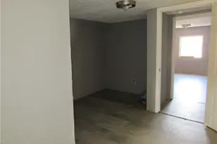 2247 Esmeralda Ave, Dayton, OH 45406 - Photo 12