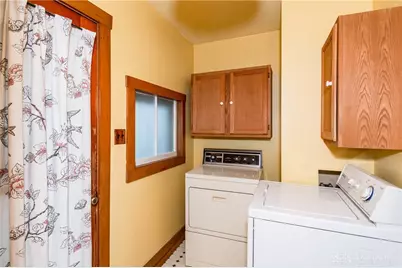 25 E Main Street, West Carrollton, OH 45449 - Photo 18