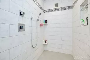 2442 Berkeley Ct, Clearcreek Twp, OH 45036 - Photo 40