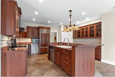 376 Yankee Trace Drive, Dayton, OH 45458 - Photo 20