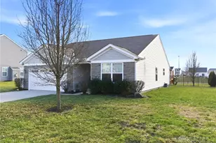 1095 Marty Lee Ln, Franklin, OH 45005 - Photo 4