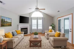 2133 Willow Run Cir, Mad River Twp, OH 45323 - Photo 8