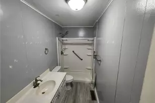 1303 Graystone Dr, Dayton, OH 45417 - Photo 8