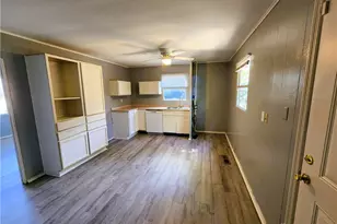 1303 Graystone Dr, Dayton, OH 45417 - Photo 2