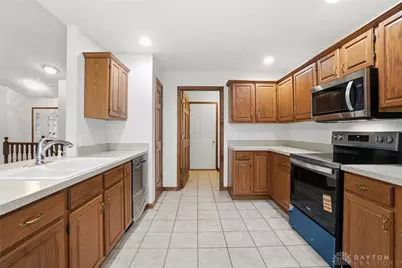 9048 Bedford Court, Clear Creek Township, OH 45458 - Photo 8