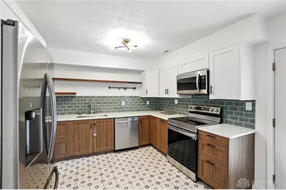 9175 Bunnell Hill Road, Clear Creek Township, OH 45458 - Photo 8