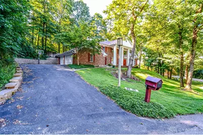 1955 Kress Wood Circle, Dayton, OH 45429 - Photo 8