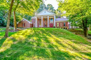 1955 Kress Wood Cir, Dayton, OH 45429 - Photo 4