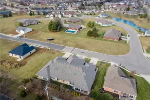 1426 B Paul Revere Way, Troy, OH 45373 - Photo 4