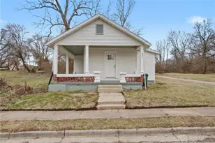 832 E 3rd St, Xenia, OH 45385 - Photo 1
